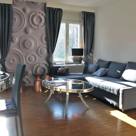 - Your Away From - With Washer, Dryer And Lots Of Space Zúrich
