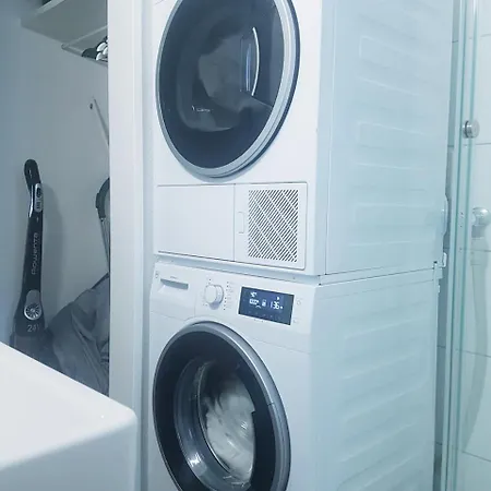 Apartamento - Your Away From - With Washer, Dryer And Lots Of Space Zúrich